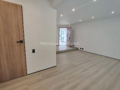 Casa de 3 alcobas en arriendo en El Poblado, Medellín, 320 m² · foto 3 de 20