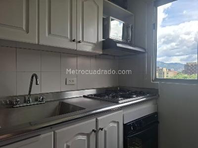 Apartamento de 2 alcobas en arriendo en Manila, Medellín, 50 m² · foto 8 de 13