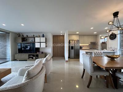 Apartamento de 3 alcobas en venta en El Poblado, Medellín, 125 m² · foto 3 de 20