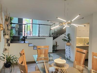 Casa en arriendo en El Poblado, Medellín · foto 2 de 20