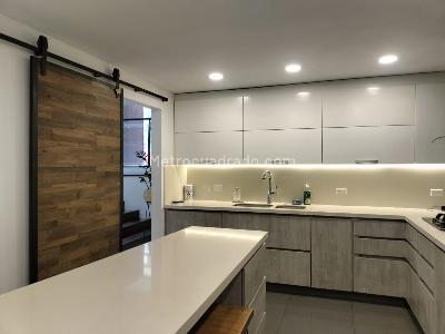 Casa en arriendo en El Poblado, Medellín · foto 8 de 20