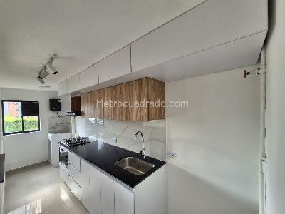 Apartamento de 3 alcobas en venta en La Florida, Medellín, 78 m² · foto 2 de 11