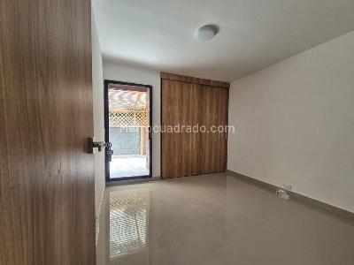 Apartamento de 3 alcobas en venta en La Florida, Medellín, 78 m² · foto 4 de 11