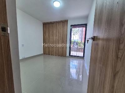 Apartamento de 3 alcobas en venta en La Florida, Medellín, 78 m² · foto 5 de 11