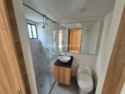 Apartamento de 3 alcobas en venta en La Florida, Medellín, 78 m² · foto 8 de 11