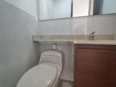 Apartamento de 3 alcobas en venta en El Poblado, Medellín, 115 m² · foto 14 de 16