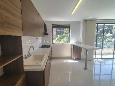 Apartamento de 3 alcobas en venta en El Poblado, Medellín, 115 m² · foto 7 de 16