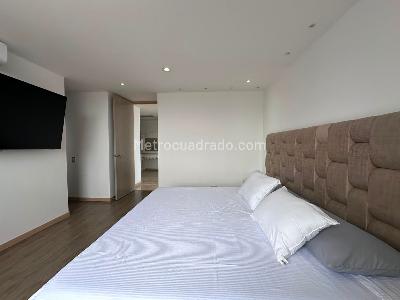 Apartamento de 3 alcobas en venta en El Tesoro, Medellín, 220 m² · foto 11 de 19
