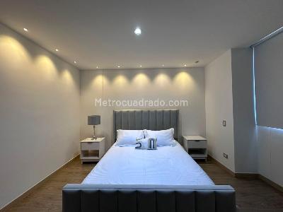 Apartamento de 3 alcobas en venta en El Tesoro, Medellín, 220 m² · foto 15 de 19
