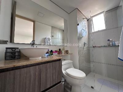 Apartamento en venta en El Poblado, Medellín · foto 18 de 20