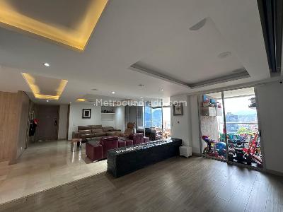 Apartamento en venta en El Poblado, Medellín · foto 3 de 20