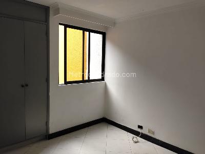 Apartamento de 3 alcobas en venta en El Poblado, Medellín, 300 m² · foto 14 de 19