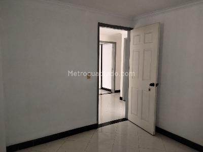 Apartamento de 3 alcobas en venta en El Poblado, Medellín, 300 m² · foto 15 de 19
