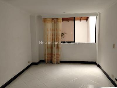 Apartamento de 3 alcobas en venta en El Poblado, Medellín, 300 m² · foto 9 de 19