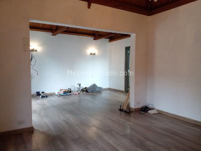 Casa de 4 alcobas en venta en El Poblado, Medellín, 300 m² · foto 16 de 20