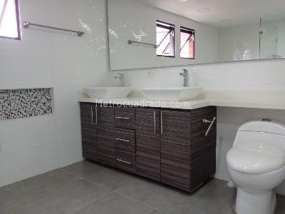 Casa de 4 alcobas en venta en El Poblado, Medellín, 300 m² · foto 17 de 20