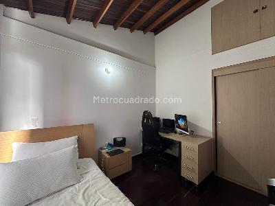 Casa de 2 alcobas en venta en El Poblado, Medellín, 210 m² · foto 10 de 19