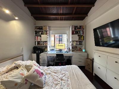 Casa de 2 alcobas en venta en El Poblado, Medellín, 210 m² · foto 11 de 19