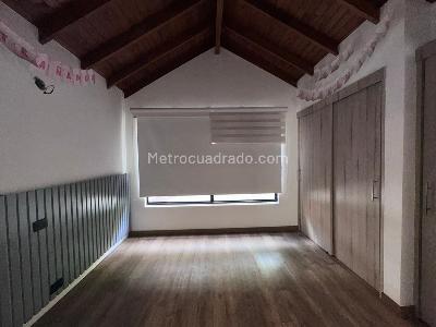 Casa de 3 alcobas en venta en El Poblado, Medellín, 216 m² · foto 12 de 20