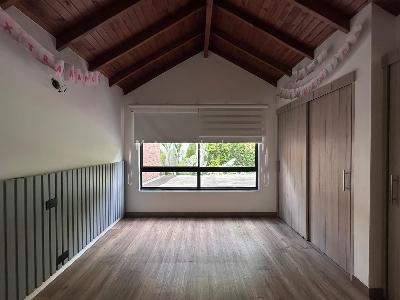 Casa de 3 alcobas en venta en El Poblado, Medellín, 216 m² · foto 14 de 20