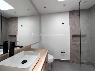 Casa de 3 alcobas en venta en El Poblado, Medellín, 216 m² · foto 18 de 20