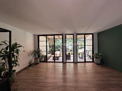 Casa de 3 alcobas en venta en El Poblado, Medellín, 216 m² · foto 2 de 20