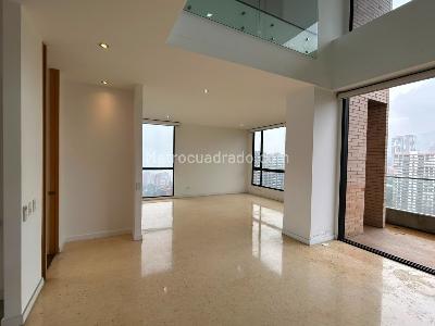 Apartamento de 3 alcobas en venta en El Poblado, Medellín, 280 m² · foto 5 de 19
