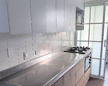 Apartamento de 3 alcobas en venta en El Poblado, Medellín, 135 m² · foto 5 de 14