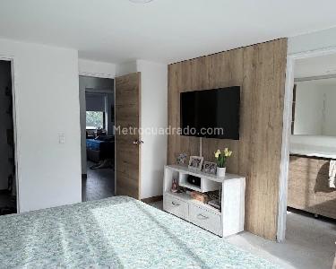 Apartamento de 3 alcobas en venta en El Poblado, Medellín, 135 m² · foto 7 de 14
