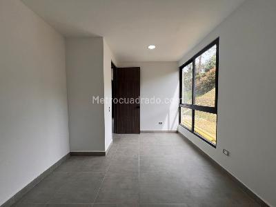 Casa de 3 alcobas en arriendo en Envigado, Envigado · foto 12 de 18