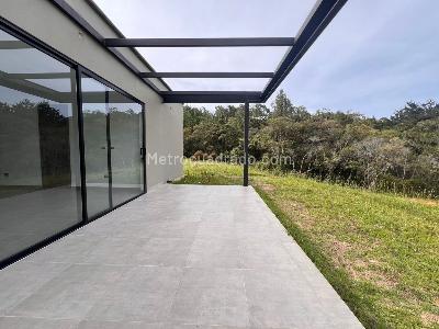 Casa de 3 alcobas en arriendo en Envigado, Envigado · foto 17 de 18