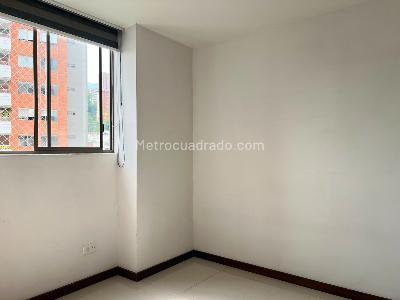 Apartamento de 3 alcobas en venta en Envigado, Envigado, 110 m² · foto 9 de 14