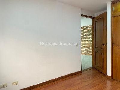 Casa de 3 alcobas en venta en Sabaneta, Sabaneta, 217 m² · foto 16 de 19