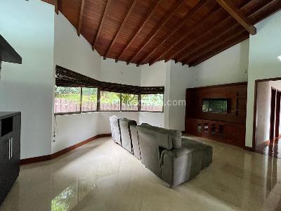 Casa de 4 alcobas en venta en Envigado, Envigado, 1753 m² · foto 10 de 20