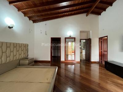 Casa de 4 alcobas en venta en Envigado, Envigado, 1753 m² · foto 12 de 20