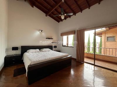 Casa de 4 alcobas en venta en Envigado, Envigado, 1753 m² · foto 15 de 20