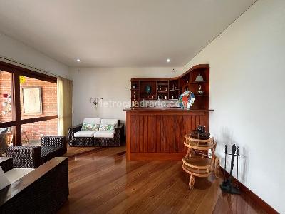 Casa de 4 alcobas en venta en Envigado, Envigado, 1753 m² · foto 8 de 20