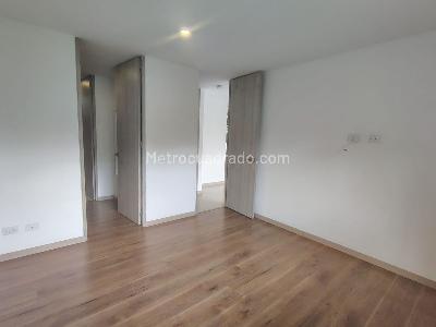 Apartamento de 1 alcoba en venta en El Poblado, Medellín, 62 m² · foto 10 de 14