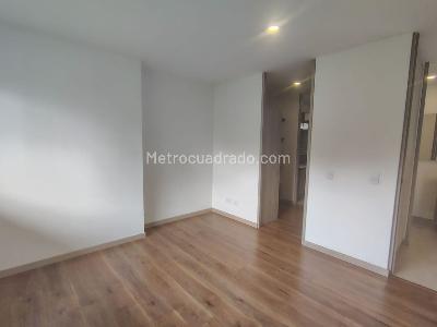 Apartamento de 1 alcoba en venta en El Poblado, Medellín, 62 m² · foto 8 de 14