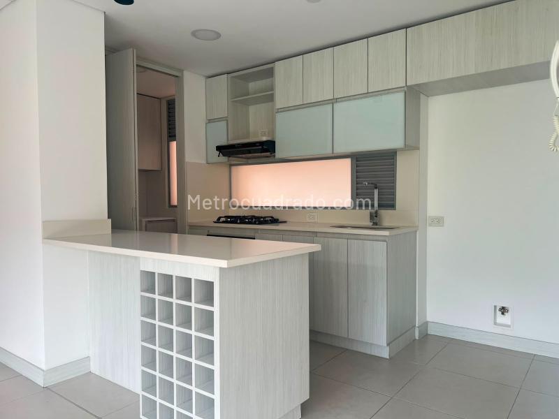 Apartamento en Arriendo, ENVIGADO, Envigado - Więcej
