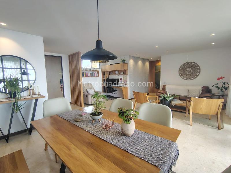 Apartamento en Arriendo, EL POBLADO, Medellín - Widok 4