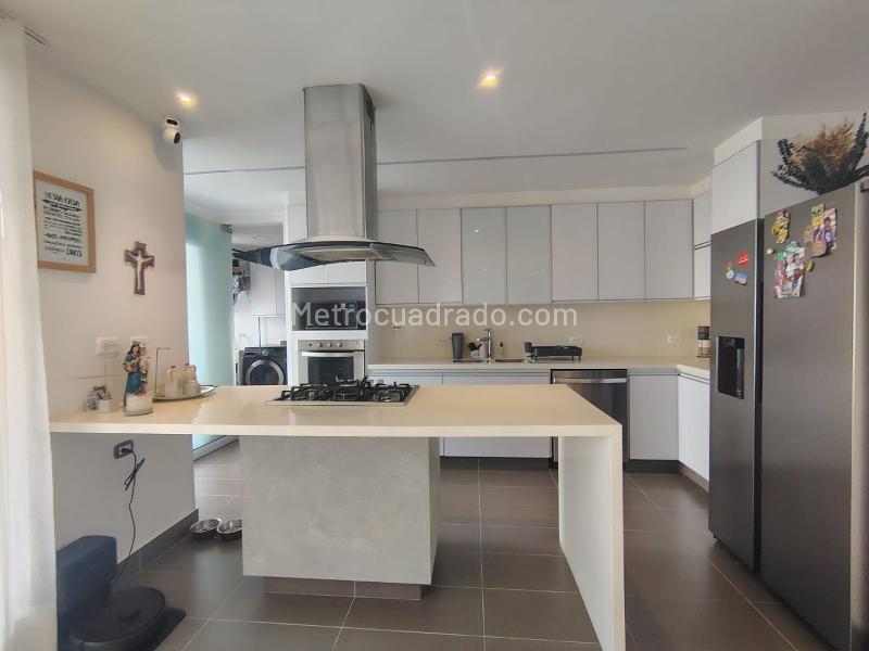 Apartamento en Arriendo, EL POBLADO, Medellín - Widok 5