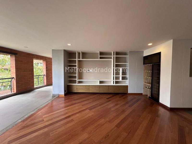 Apartamento en Arriendo, EL POBLADO, Medellín - Widok 5