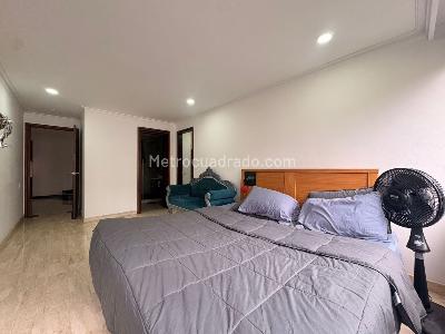 Apartamento de 4 alcobas en venta en El Poblado, Medellín, 590 m² · foto 13 de 20