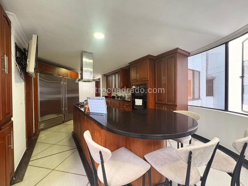 Piso – Medellín - Más