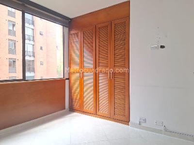 Apartamento de 3 alcobas en venta en El Poblado, Medellín, 116 m² · foto 12 de 17