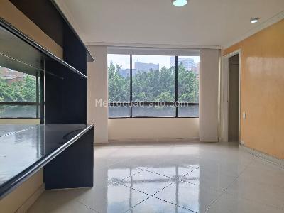 Apartamento de 3 alcobas en venta en El Poblado, Medellín, 116 m² · foto 4 de 17