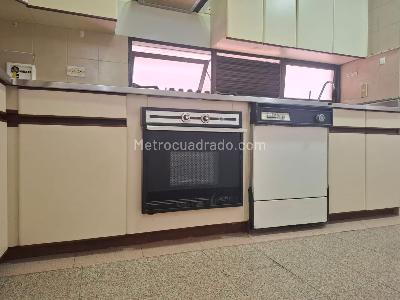 Apartamento de 3 alcobas en venta en El Poblado, Medellín, 116 m² · foto 6 de 17
