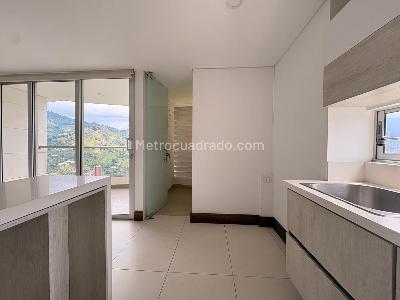 Apartamento de 3 alcobas en venta en Sabaneta, Sabaneta, 104 m² · foto 5 de 18