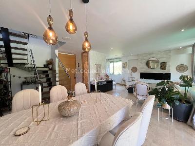 Casa de 3 alcobas en venta en Envigado, Envigado, 997 m² · foto 3 de 20